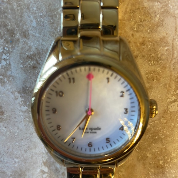 EUC Kate Spade gold watch 🤩 - Picture 3 of 9